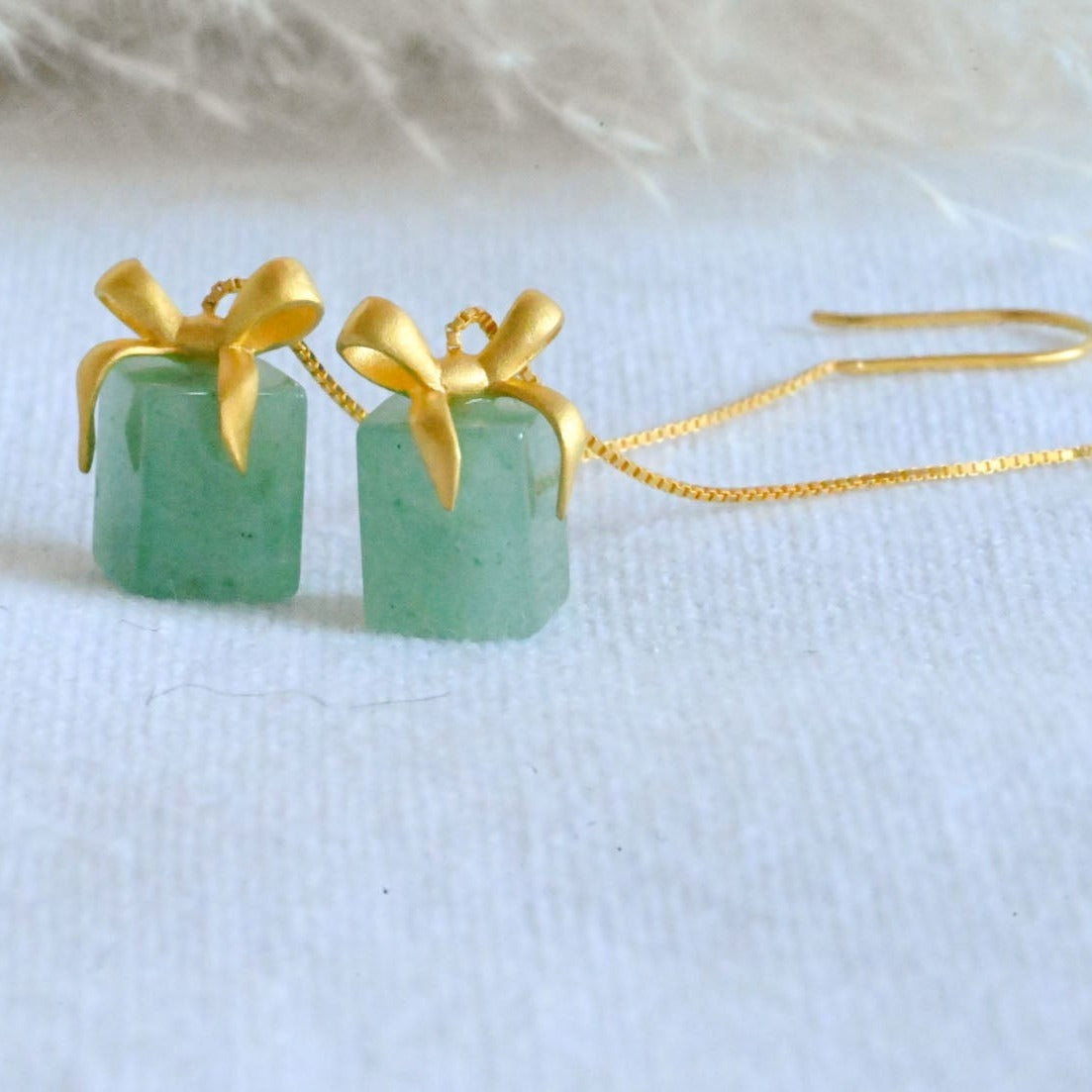 Handmade hanging earrings gift box aventurine