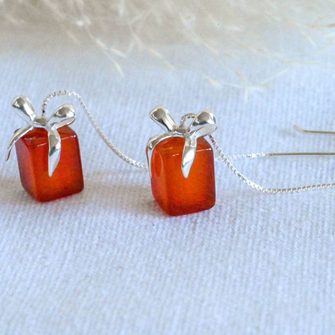 Handmade hanging earrings gift box agate