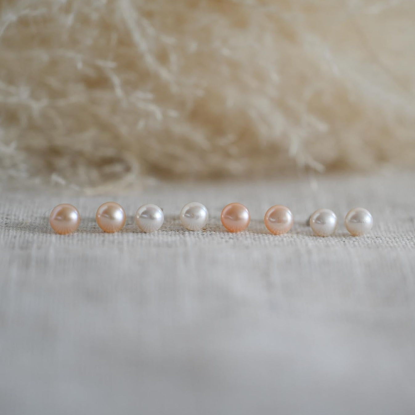 Classic Stud Earrings Natural Freshwater Pearls 7-8mm