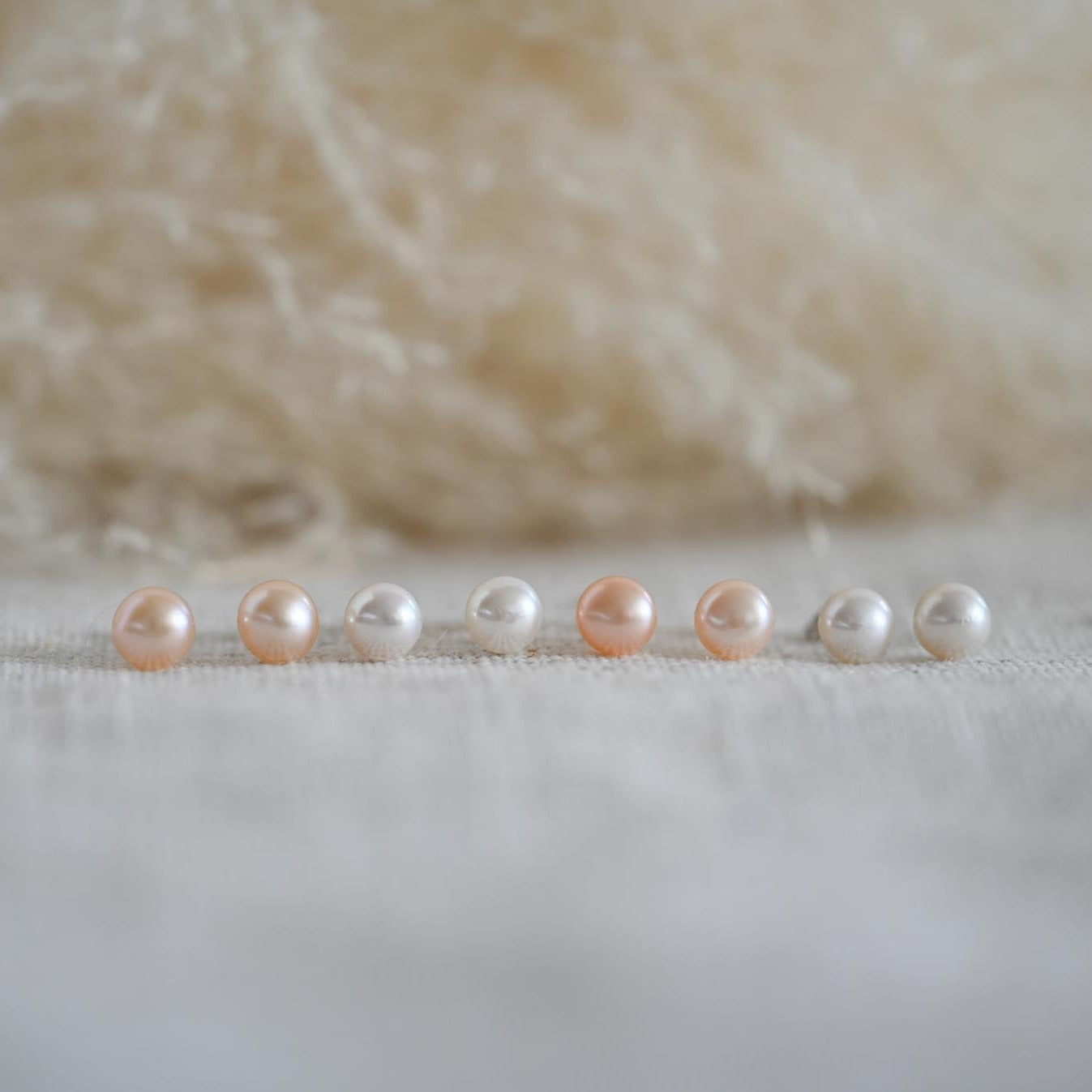 Classic Stud Earrings Natural Freshwater Pearls 7-8mm