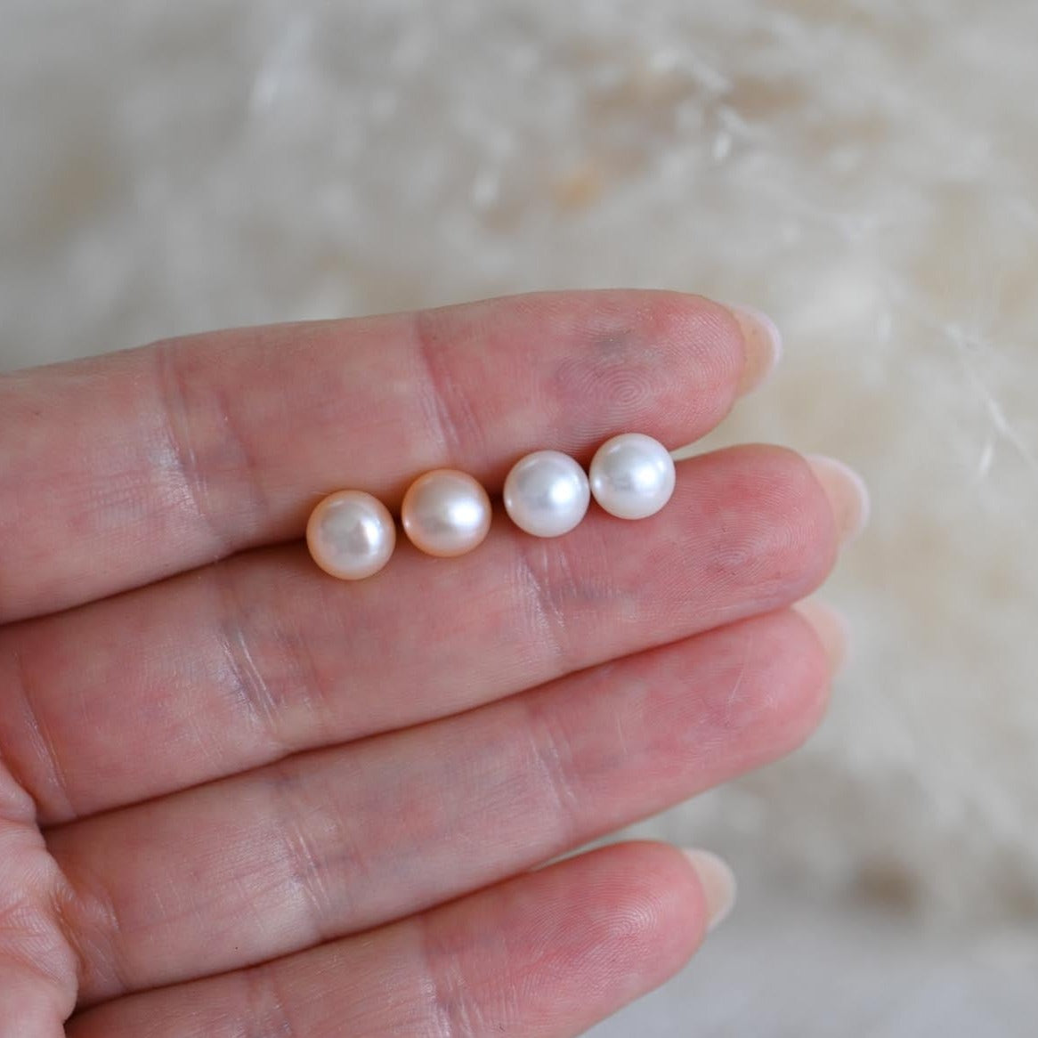 Classic Stud Earrings Natural Freshwater Pearls 7-8mm