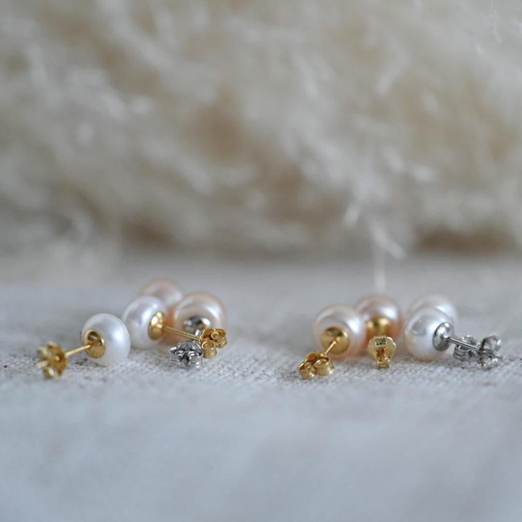 Classic Stud Earrings Natural Freshwater Pearls 7-8mm