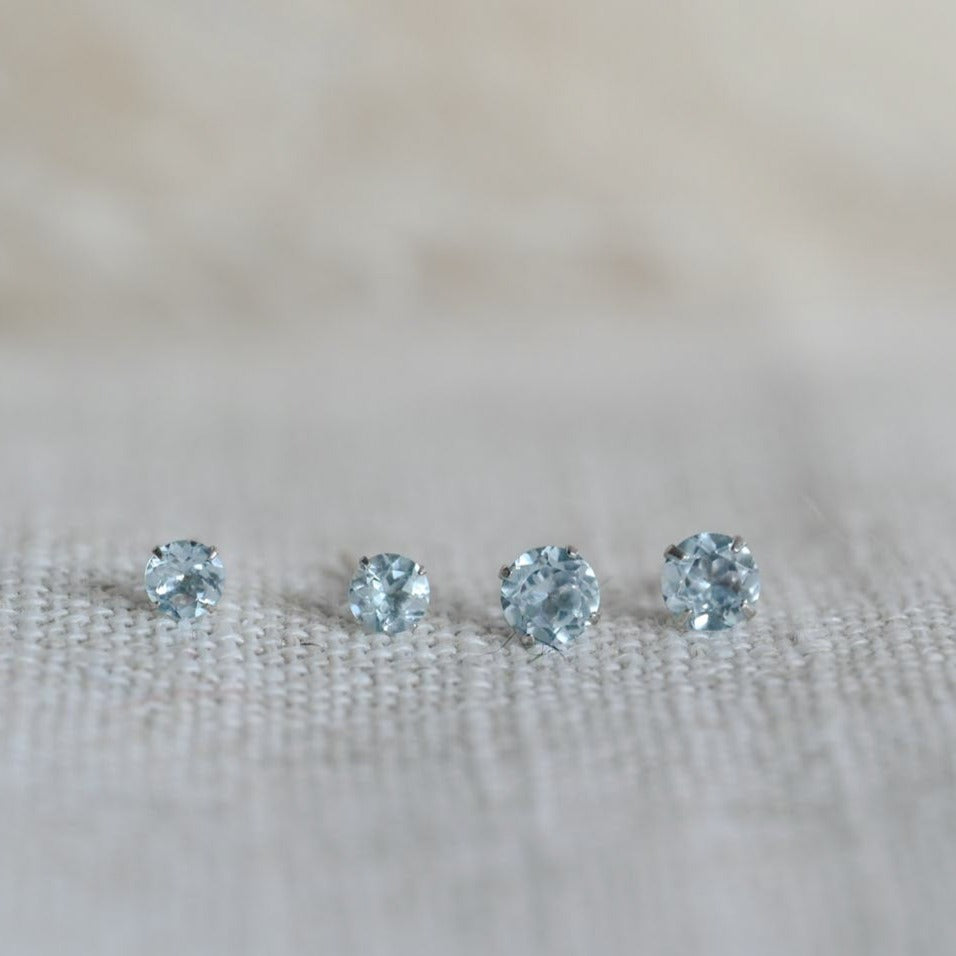 Mini stud earrings with natural topaz, 5mm and 4mm, 925 silver