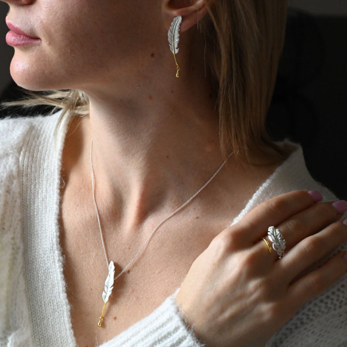 Minimalist feather earrings