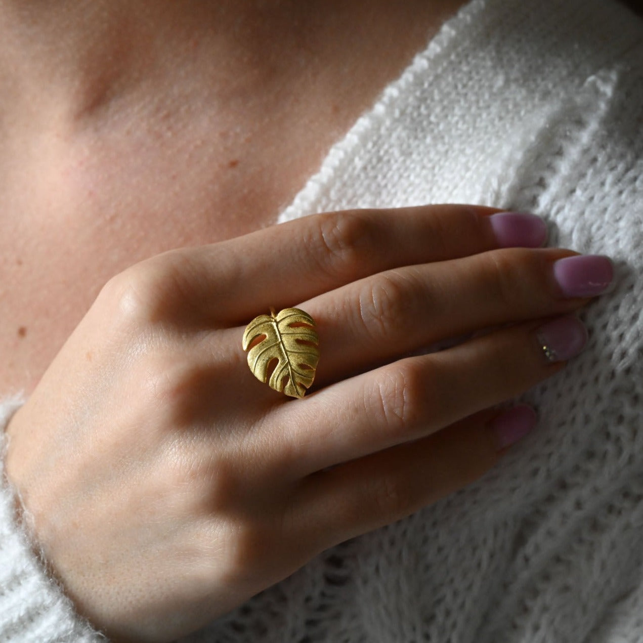 Monstera leaf earrings and ring