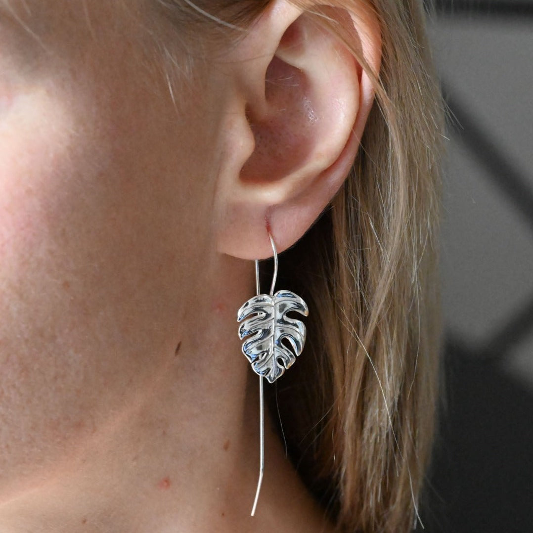 Monstera leaf earrings and ring