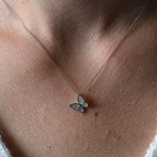 Minimalistische Kette mit Schmetterling Silber