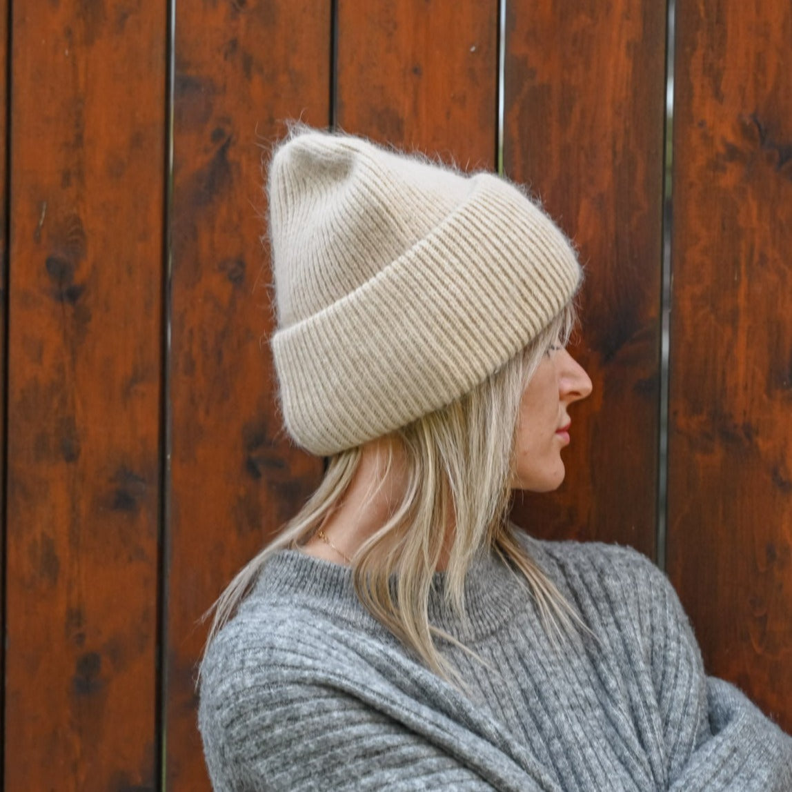 Warme, weiche und flauschige Angora Beanie