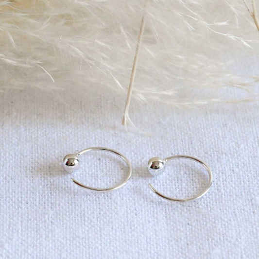 Open mini hoop earrings beads