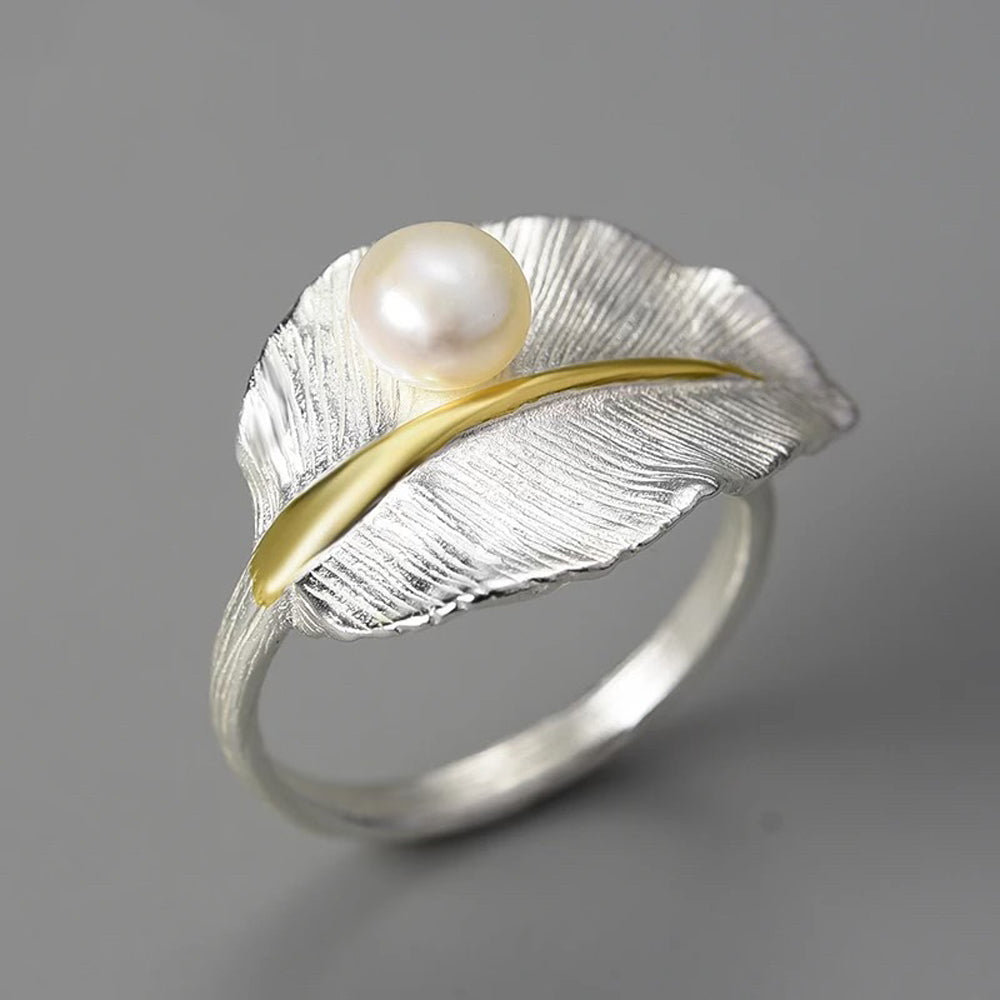 Leaf earrings and ring with pearl