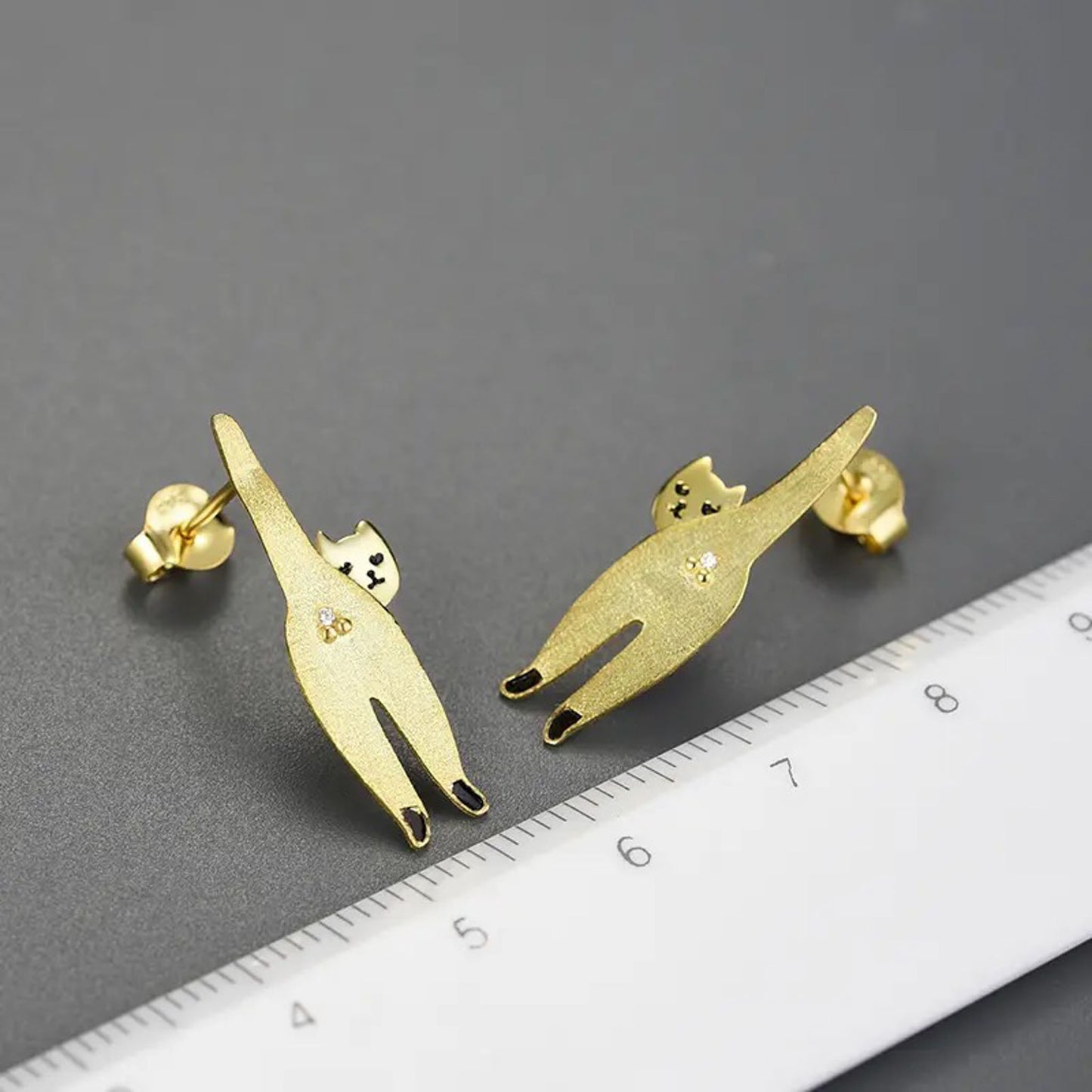 Handmade earrings funny cat