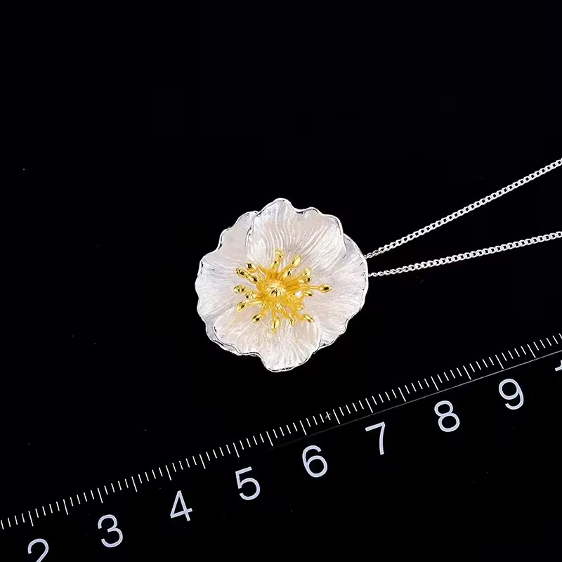 Handgefertigte Halskette mit Mohnblume Anhänger, 925er Silber, 18K Gold