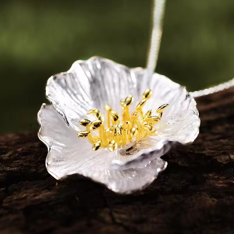 Handgefertigte Halskette mit Mohnblume Anhänger, 925er Silber, 18K Gold